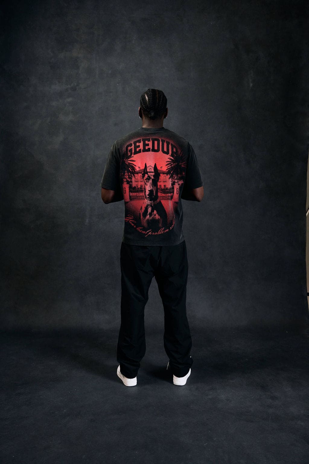 Dobermann T-shirt Washed Black/Red - Image 2
