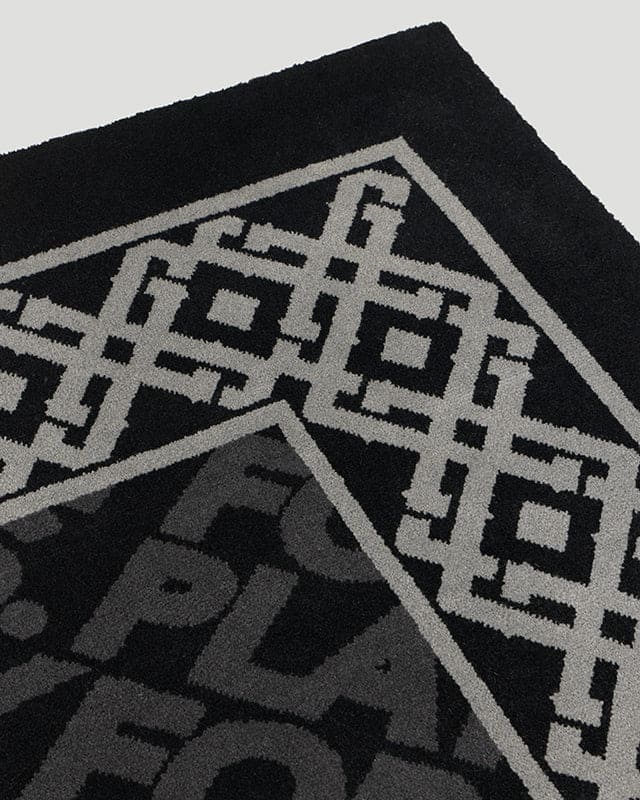 GDUP Rug Black/Grey - X-Large - Image 4