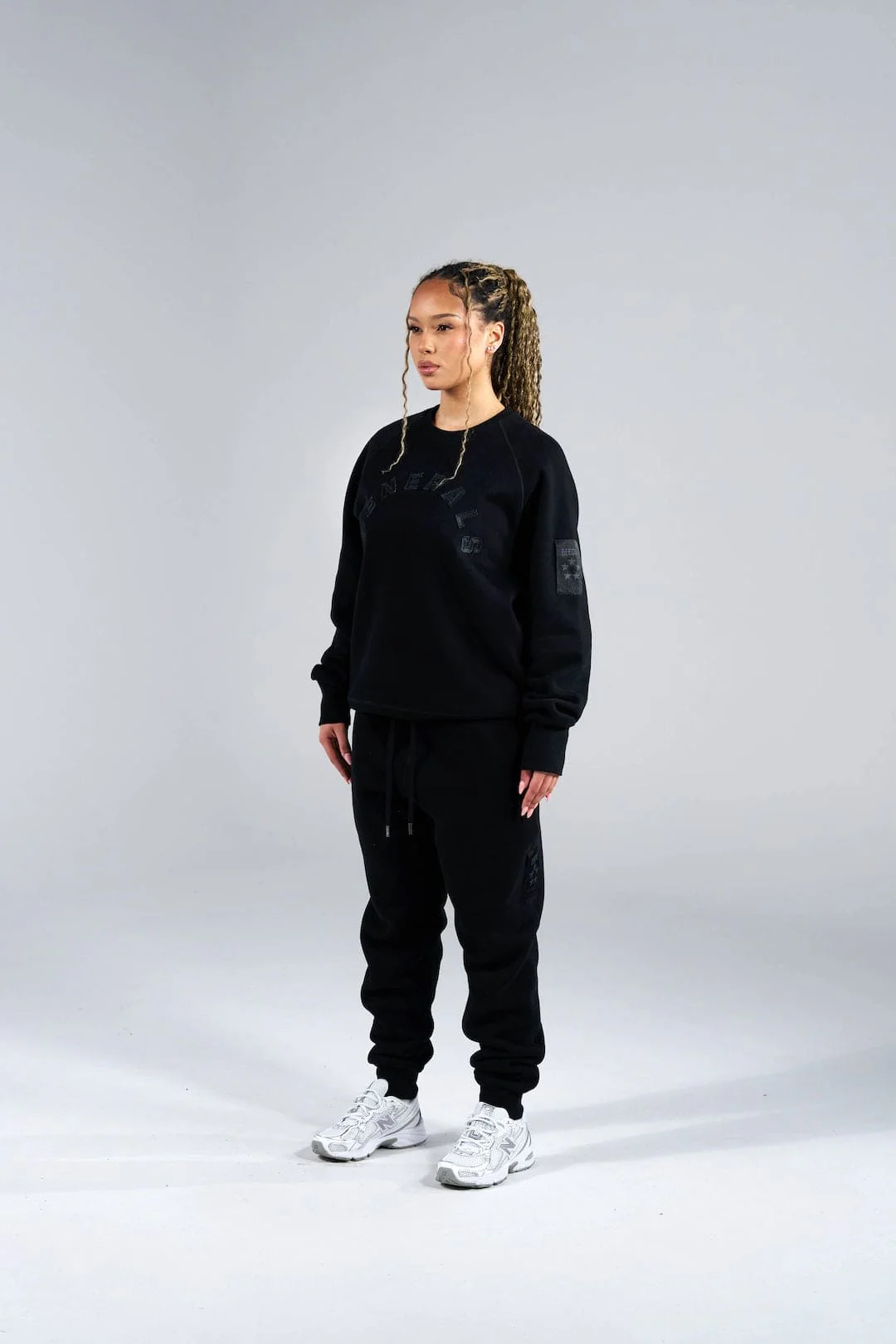 Generals Classic Fit Crewneck Jet Black - Image 4