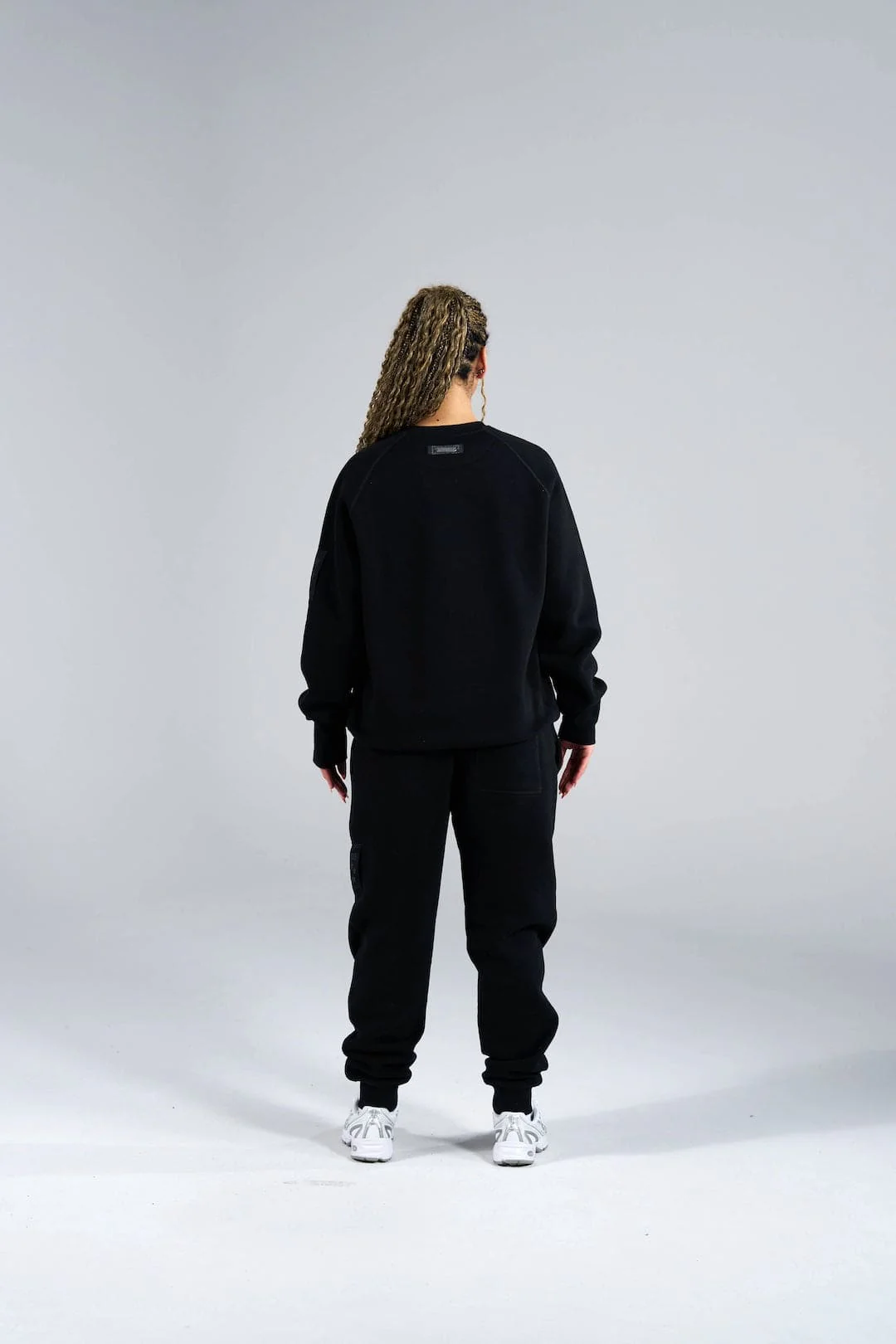 Generals Classic Fit Crewneck Jet Black - Image 5