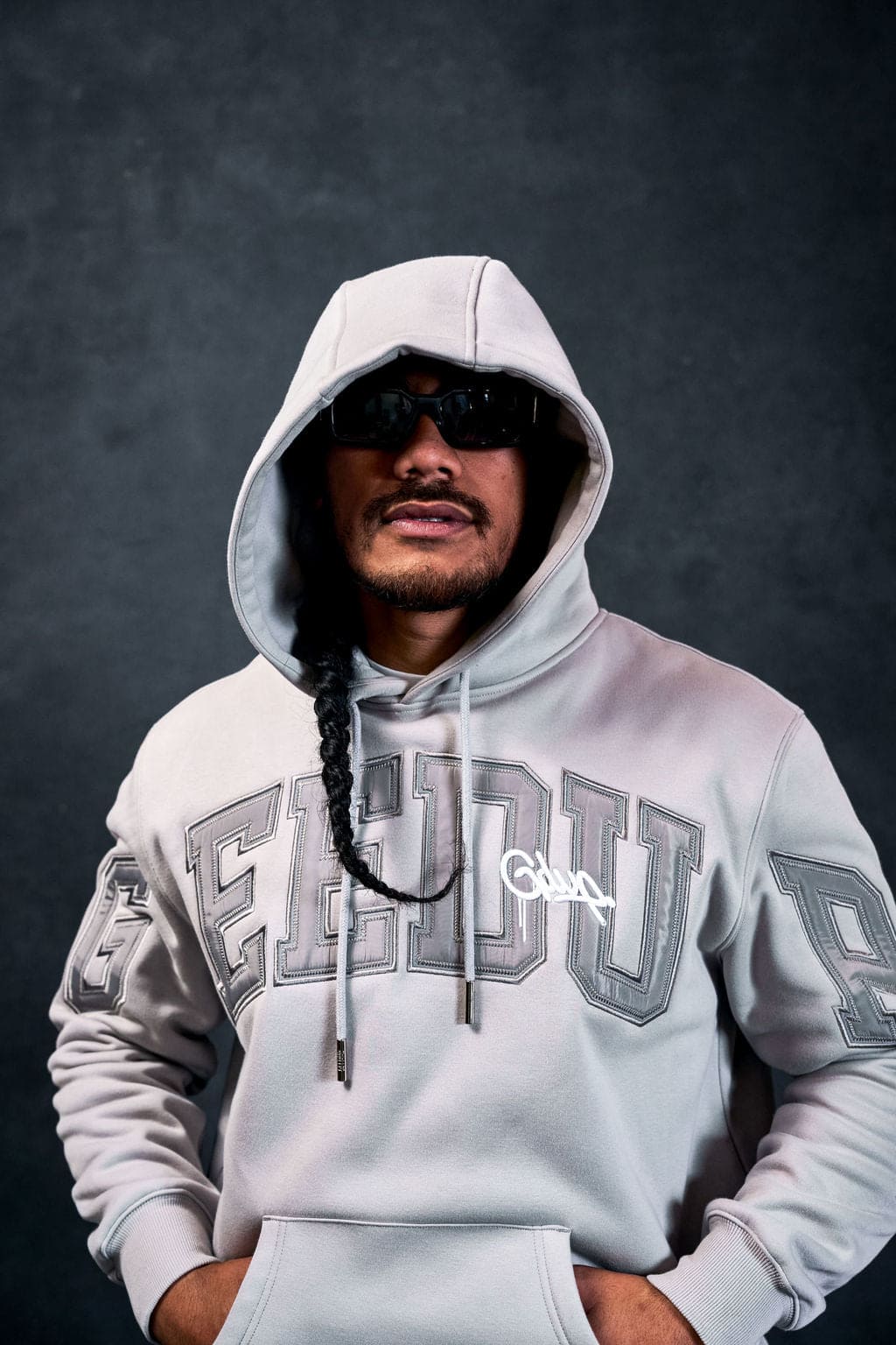 Team Logo/Handstyle Hoodie Double Grey - Image 3
